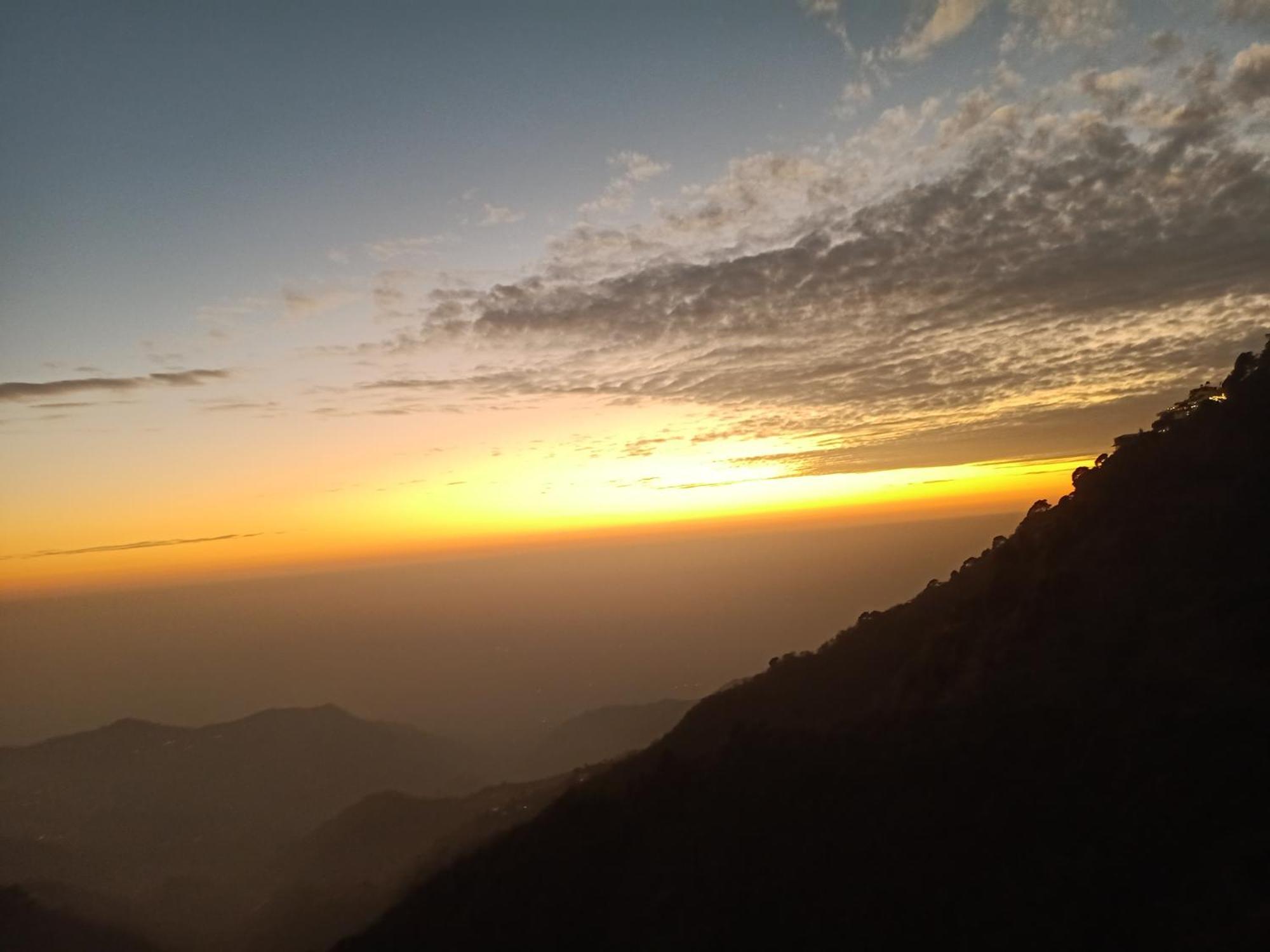 Humble Stay Villa Kasauli Esterno foto